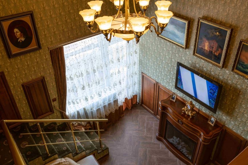 Двухуровневые апартаменты в Феодосии