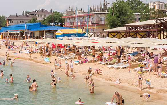 Собственный пляж отеля в Крыму