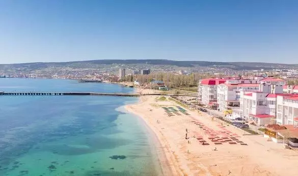 Берег моря в Феодосии, Крым